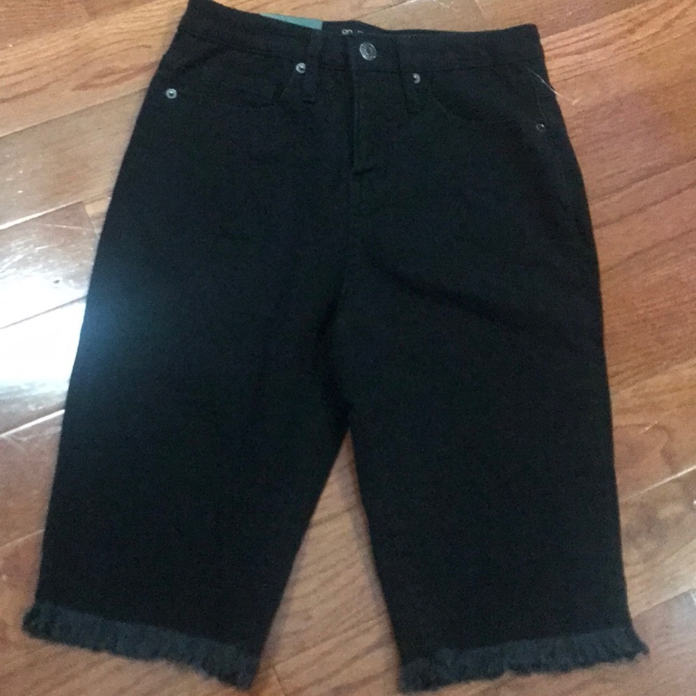 NWT black denim shorts size 0